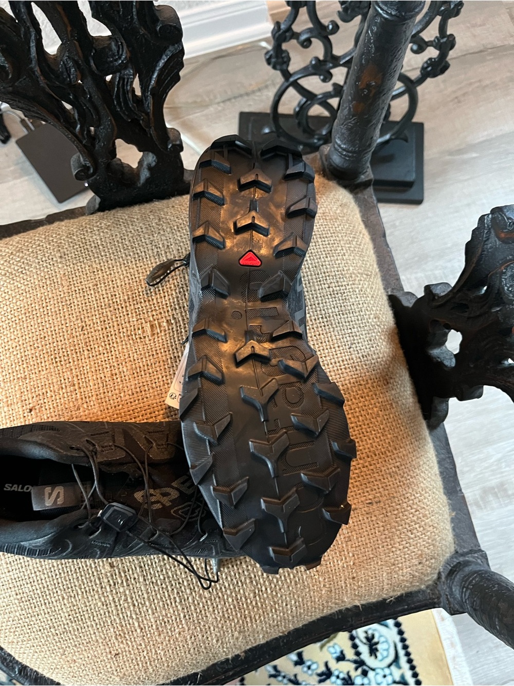 Salomon Men’s Black Trail Running Shoes - Picture 5 of 9